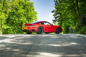 Porsche 911 Turbo S 2020 года  (UK)